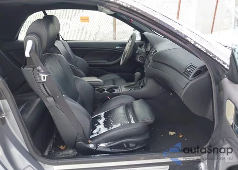 2004 BMW 330Ci z USA, uszkodzony, nr VIN WBABW53414PL46779